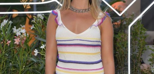 Amelia Windsor se apunta a la camisa de flores que triunfa este verano 2022