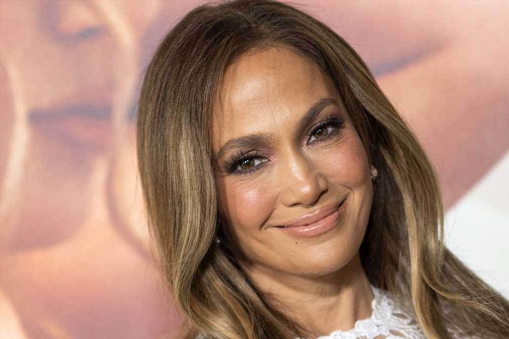 Jennifer Lopez adelanta las tendencias del otoño