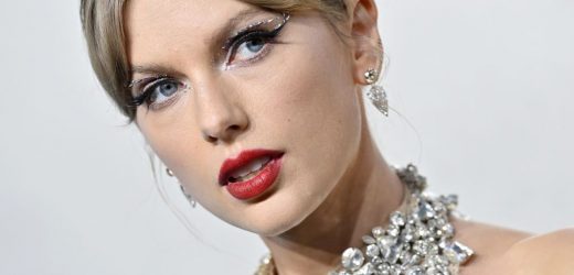 Tylor Swift, con delineado brillante: tendencia a la vista