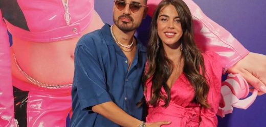 Violeta y Fabio pasan su primera noche con Gala en casa