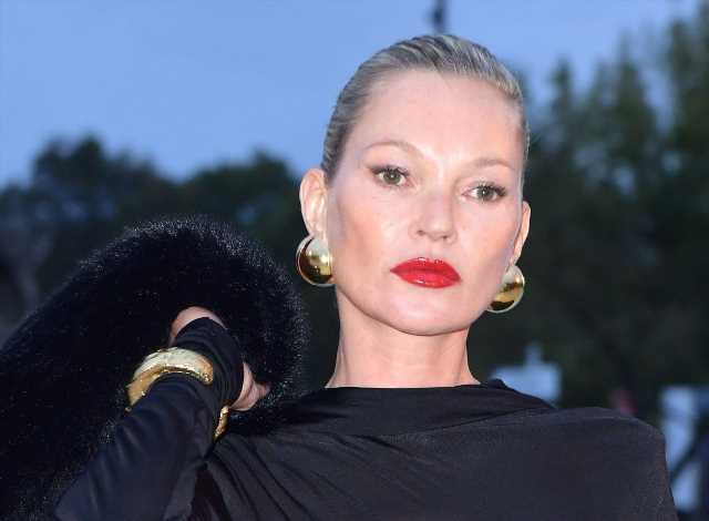 Kate Moss y Beatrice Borromeo, con labial rojo