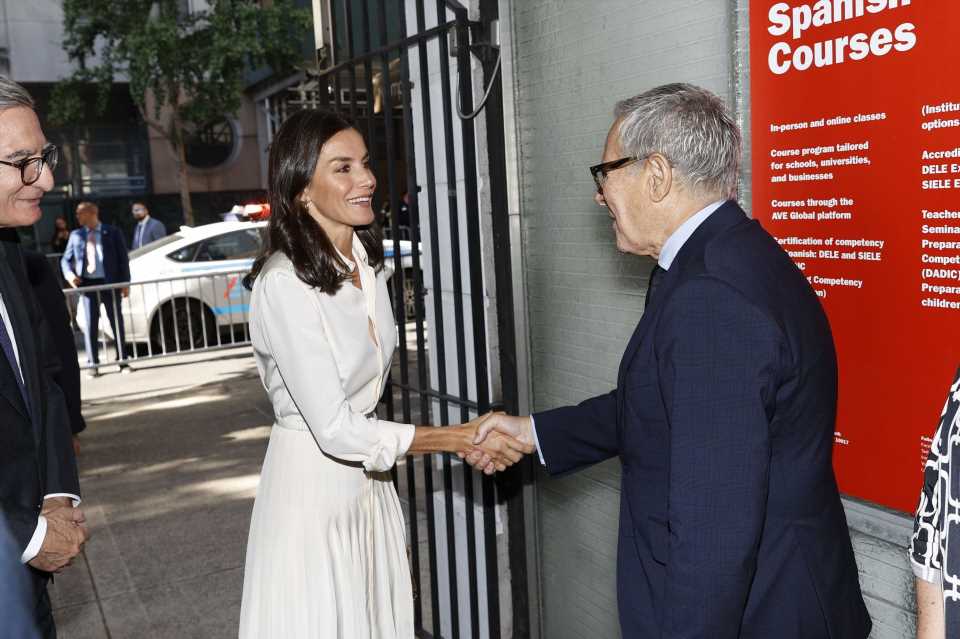 La reina Letizia se despide de Nueva York con esta falda en tendencia