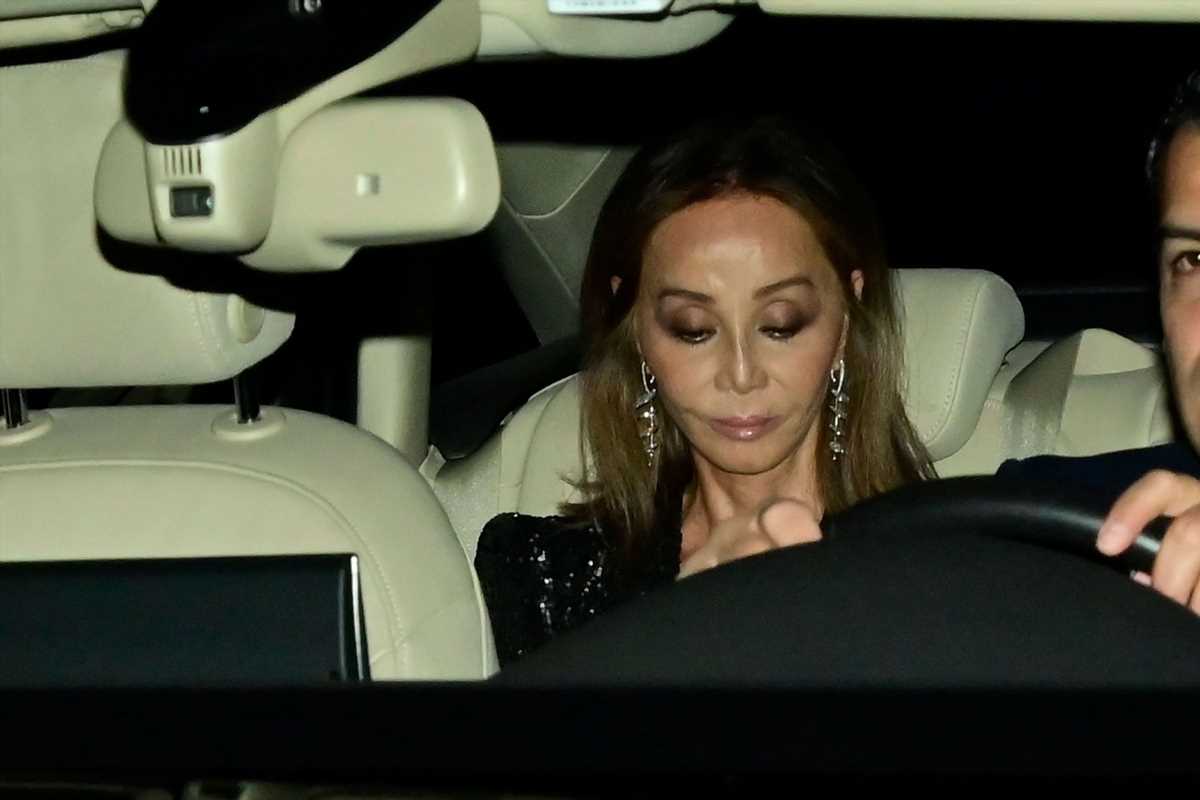 Isabel Preysler, de fiesta mientras su hija Tamara anuncia la fecha de su boda