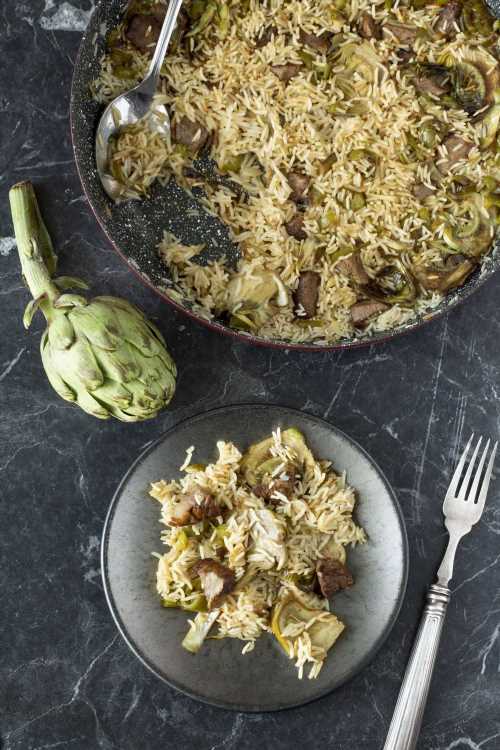 La mejor receta de arroz con carne y alcachofas