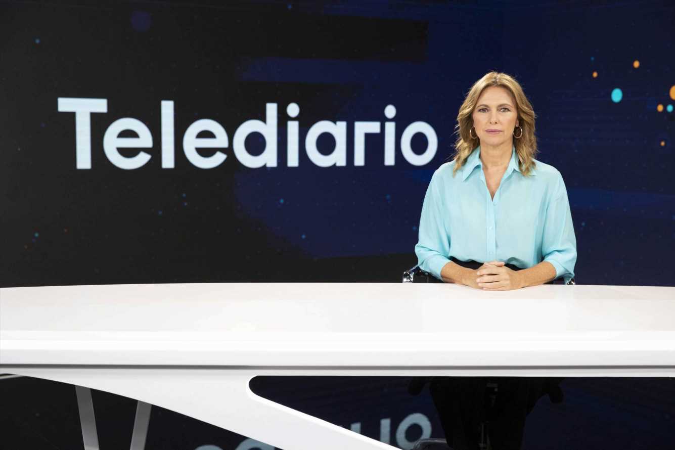 Alejandra Herranz toma el relevo a Ana Blanco como presentadora del Telediario 1
