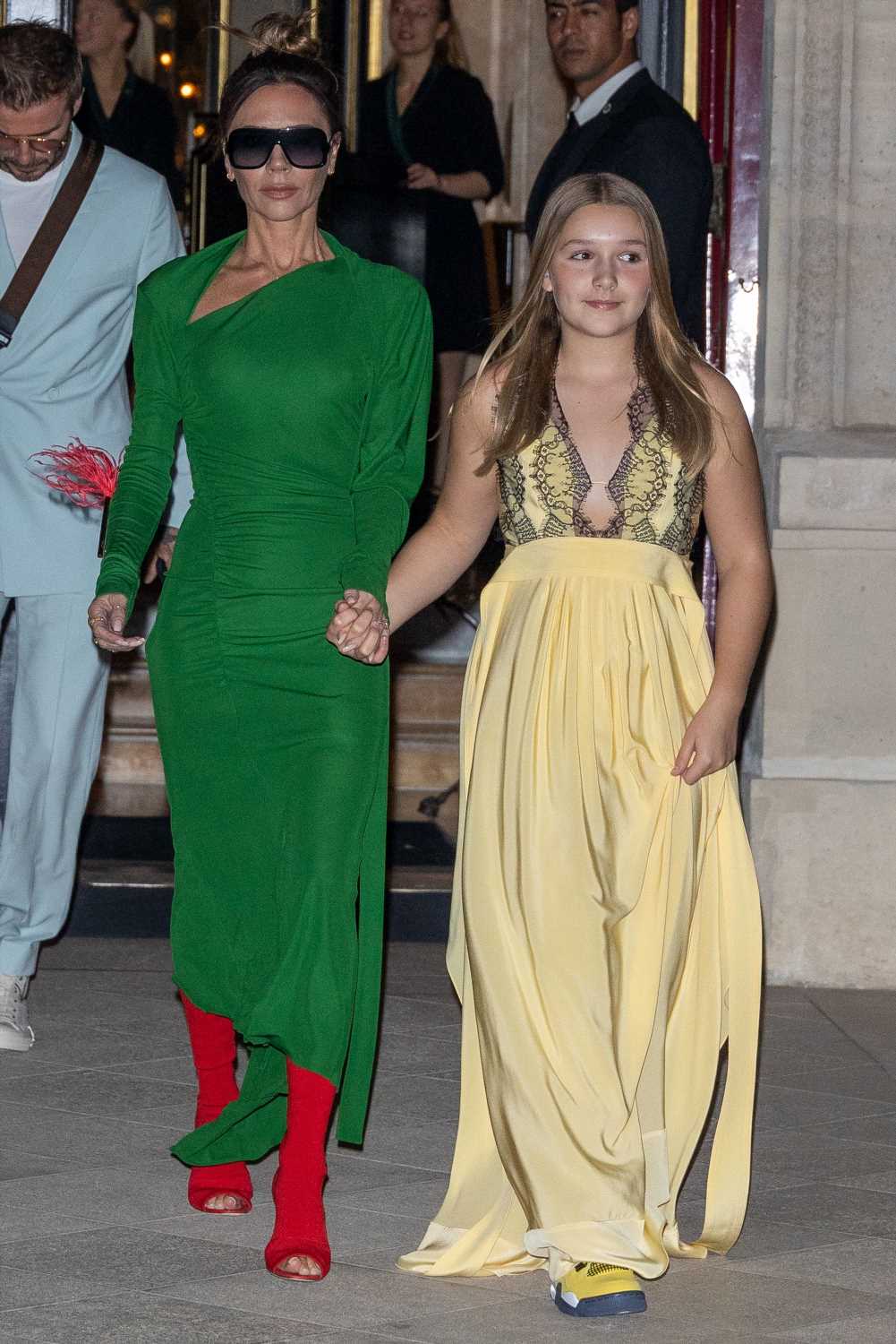 Harper Beckham, protagonista del desfile de su madre en París