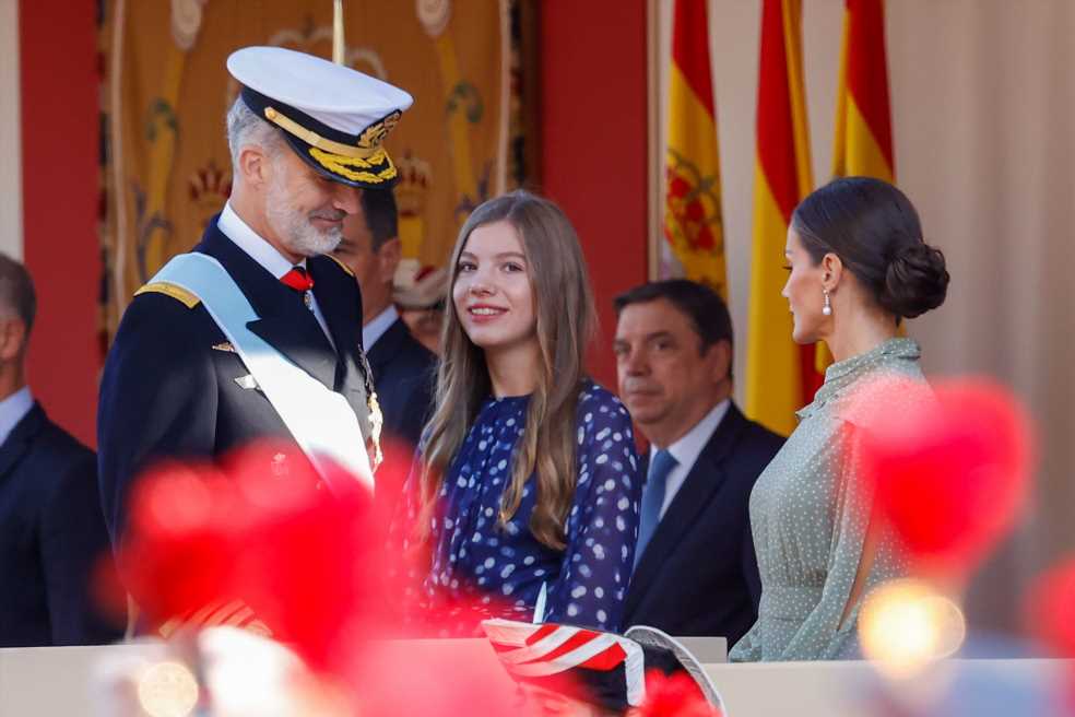 La infanta Sofía, espectacular con vestido azul de lunares