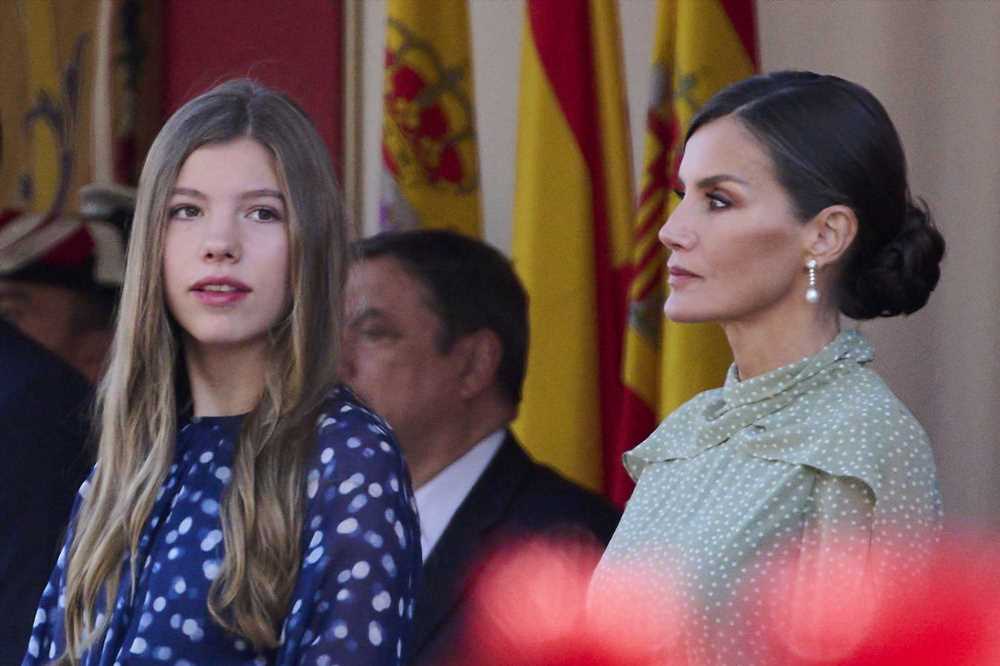 La sombra de ojos  de Anne Hathaway y la reina Letizia