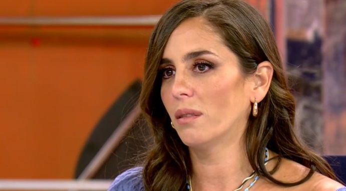 Anabel Pantoja vuelve al trabajo: se sienta en ‘Viernes Deluxe’