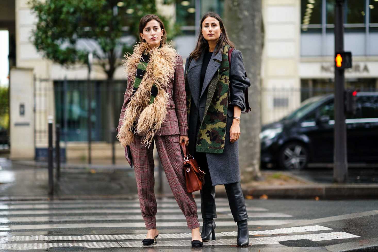 Las botas negras de Zara que agotan las francesas