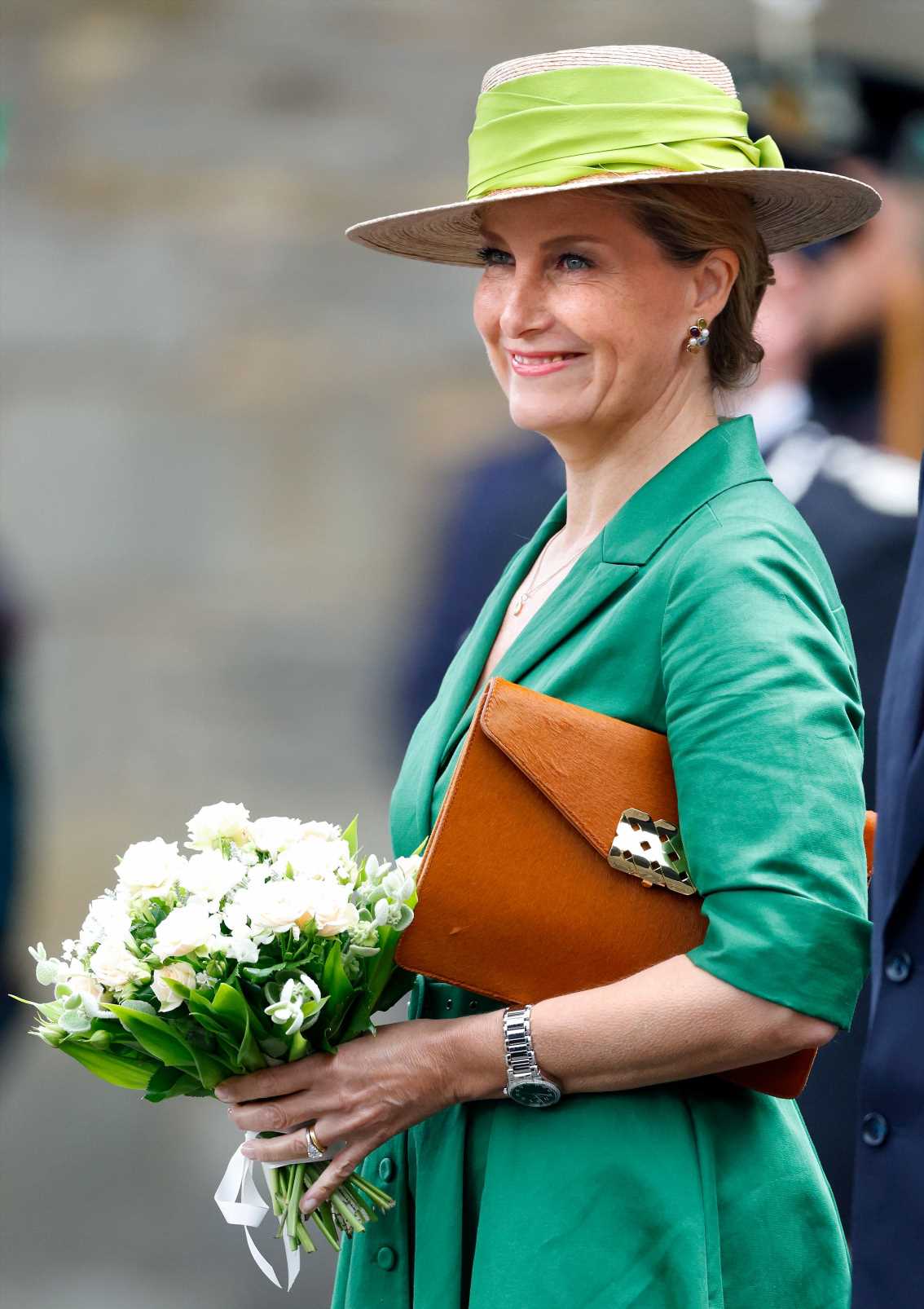 Sophie de Wessex apuesta por el abrigo blanco clásico