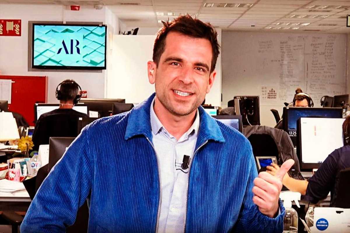 Jorge Luque, reportero de ‘El programa de AR’, sufre un robo en pleno directo