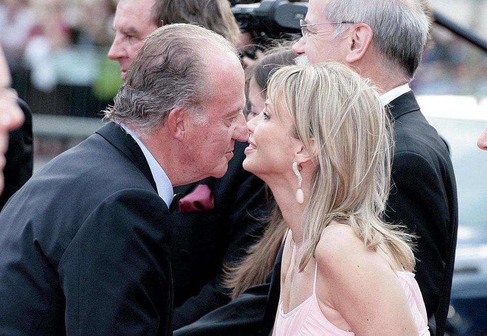 Corinna revela que estuvo comprometida con el Rey Juan Carlos