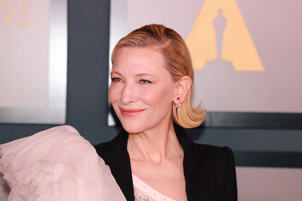 Cate Blanchett y el éxito de las botas altas a cualquier edad