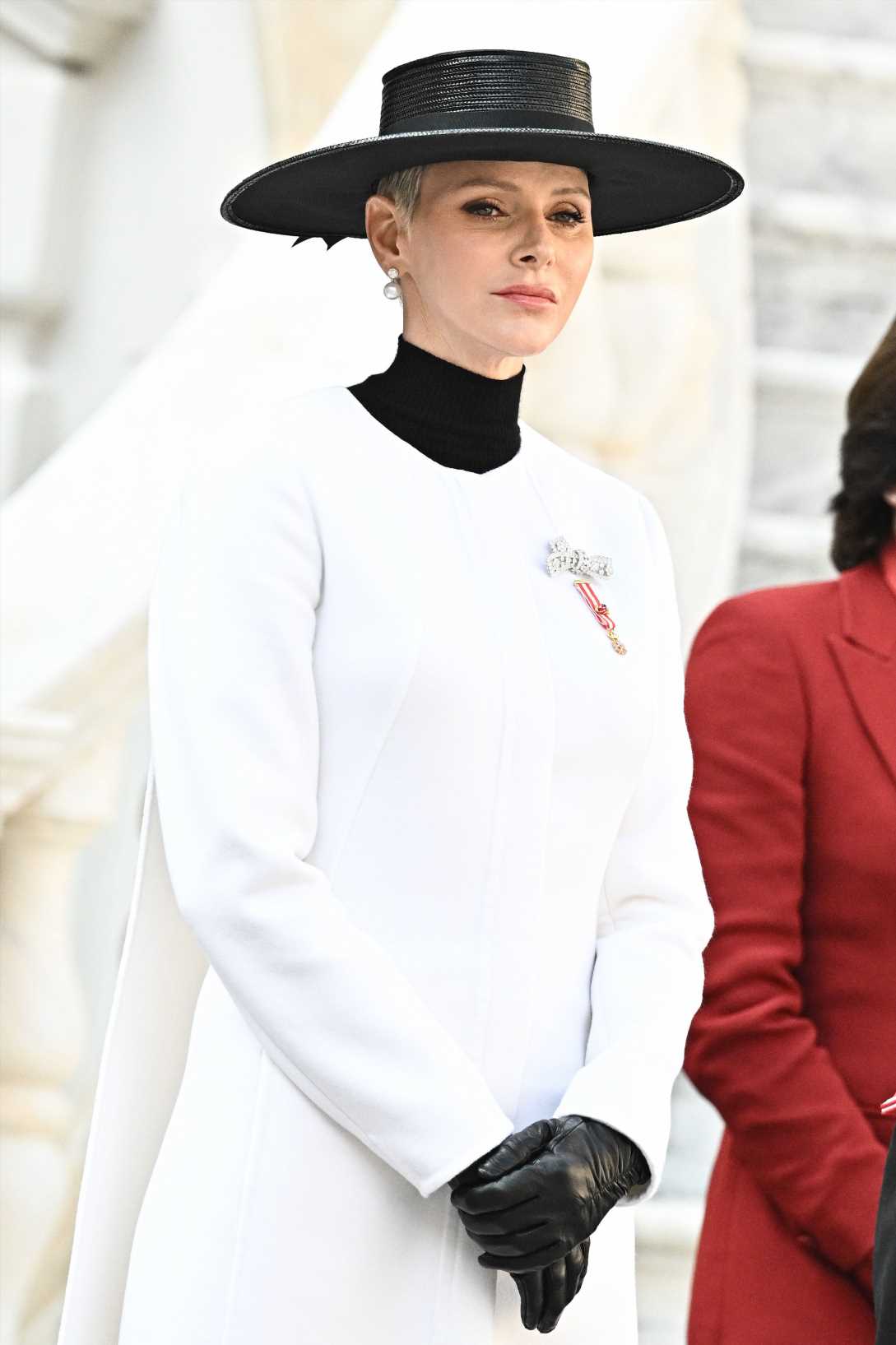 Charlène de Mónaco y su total look negro con mantilla