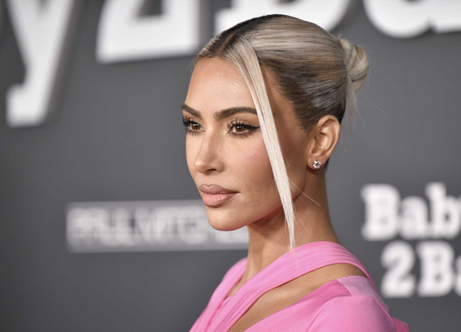 Mira el pelo natural de Kim Kardashian gracias a TikTok