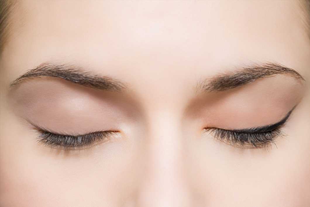 El nuevo ‘eyeliner’ semipermanente y ultrafino que dura hasta 36 horas sin moverse