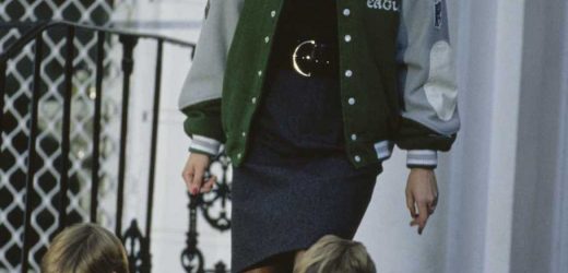 La historia de la chaqueta varsity más famosa de Lady Di