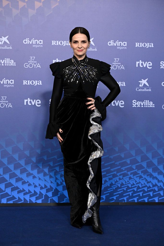 Premios Goya 2023: Juliette Binoche de Paco Rabanne se convierte en la más elegante de la noche