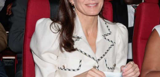 Letizia apuesta por el color blanco para su reencuentro con la primera dama de Angola
