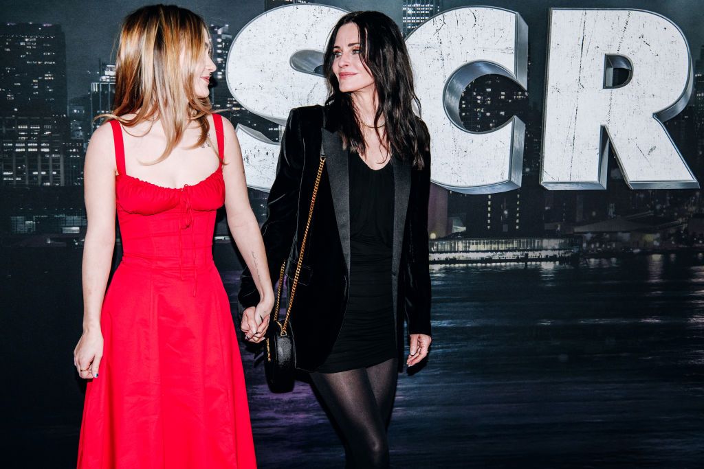 Courteney Cox posa junto a su hija Coco en la alfombra roja