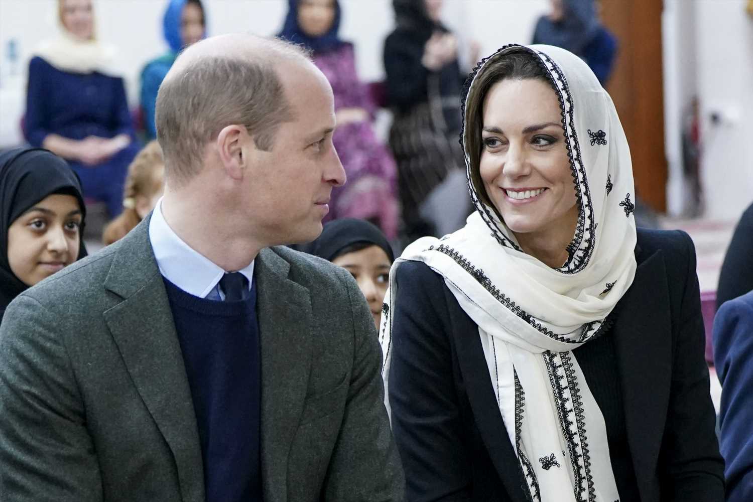 Kate Middleton recupera el velo bordado que estrenó en Pakistán