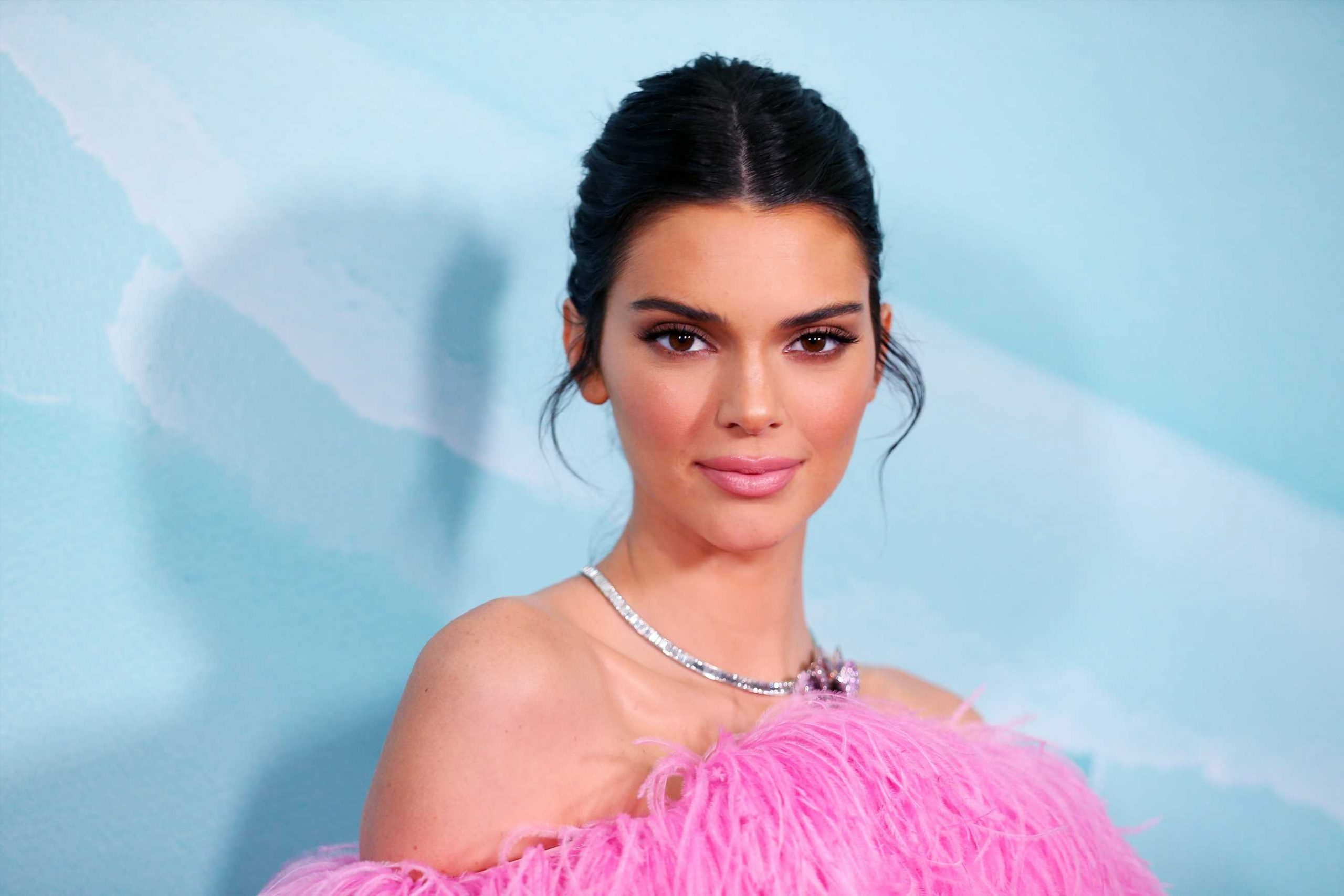 Kendall Jenner y el vestido lencero ya llevó Naomi Campbell