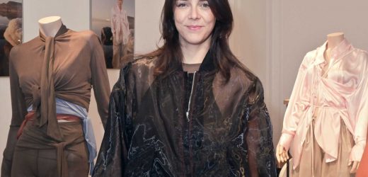 Zara tiene la bomber de organza más bonita de Pauline Ducruet