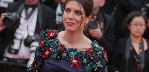 Carlota Casiraghi arrasa en Cannes con el vestido de flores más bonito de Chanel