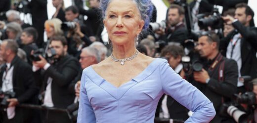 Helen Mirren con el pelo de color azul y las horquillas que todas llevamos de niñas