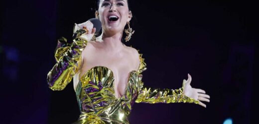 Katy Perry y vestido con el que homenajeó a Vivienne Westwood