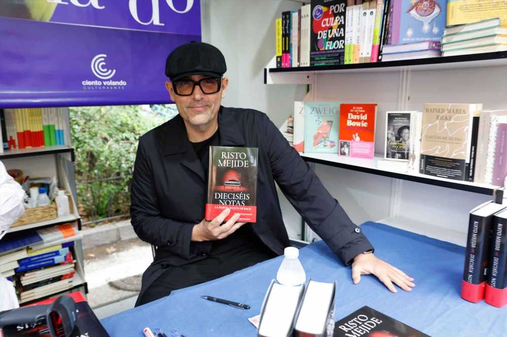 Risto Mejide presume de nueva novia en la Feria del Libro de Madrid