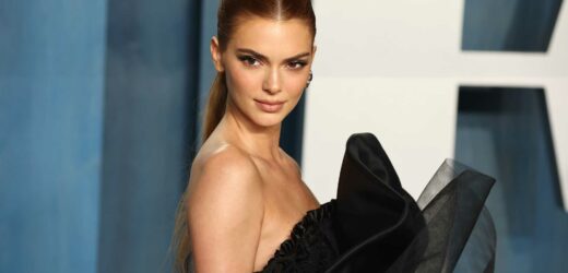 Kendall Jenner impactan con un vestido trampantojo